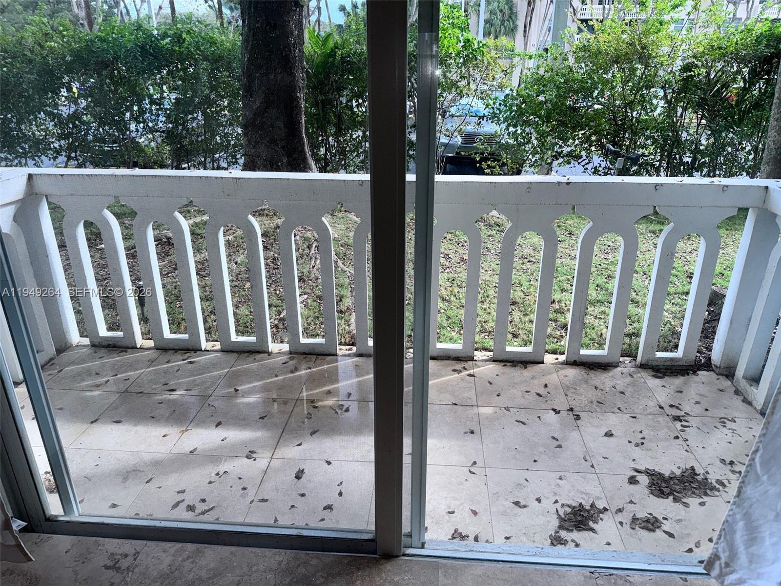 Building Photo - 100 Edgewater Dr