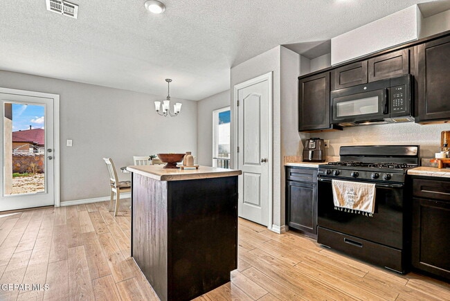 Building Photo - 14552 Mescal Bean Ct