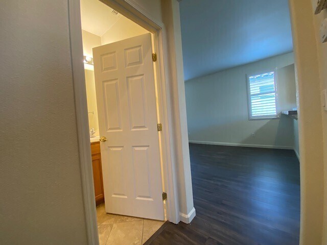 Building Photo - 3 Bedroom, 2.5 Bath, 1,505 sq. ft. home in...