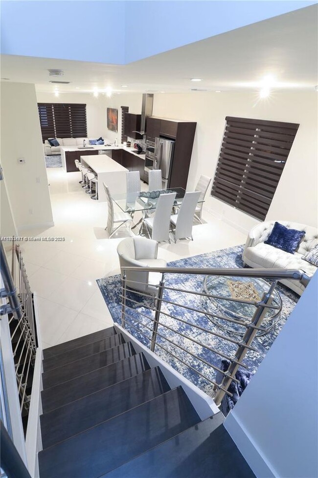 Building Photo - 10501 NW 66th St