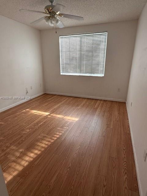 Building Photo - 8070 N Nob Hill Rd