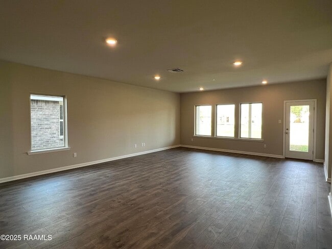 Building Photo - 129 Abbeywood Ct