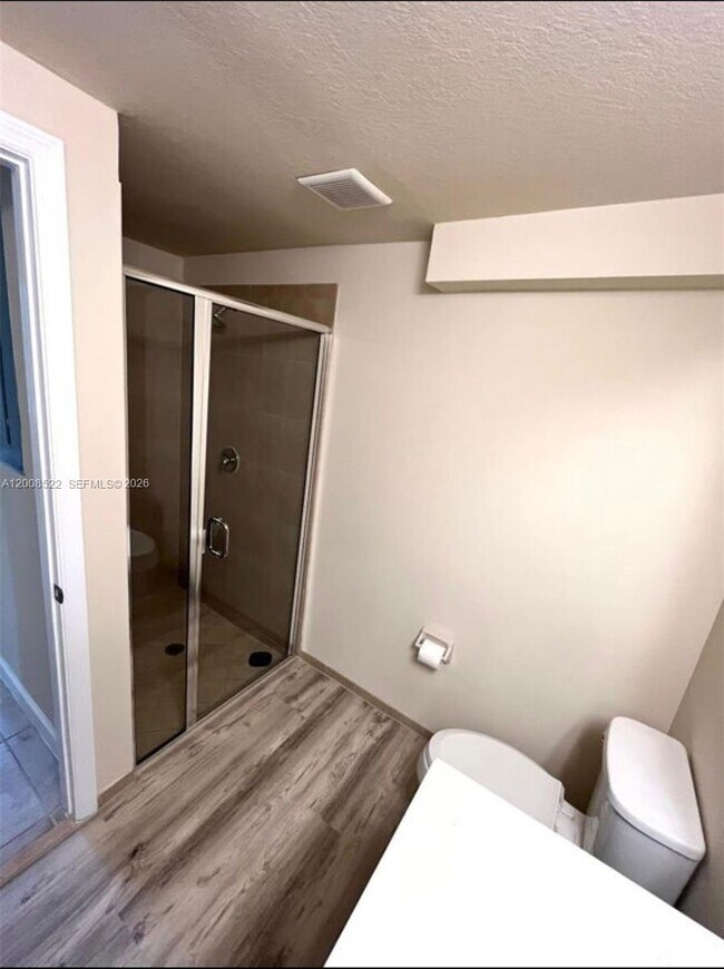 Building Photo - 9401 SW 172nd Ave