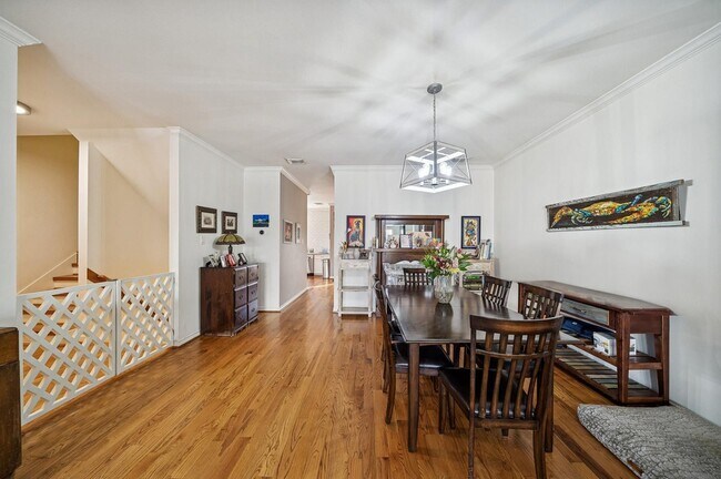 Building Photo - 5531 Cornish St