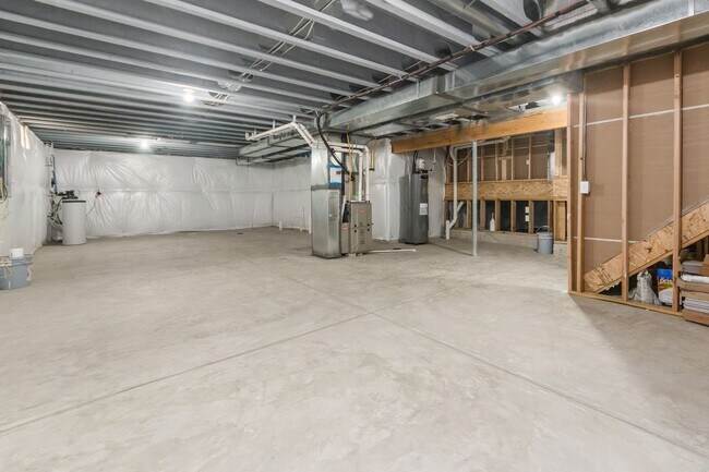 Building Photo - 727 Habitat Wy