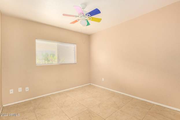 Building Photo - 11800 W Bloomfield Rd