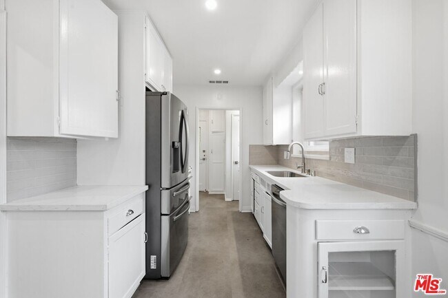 Building Photo - 4236 Elenda St