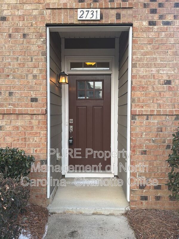 Building Photo - 2731 Tranquil Oak Pl