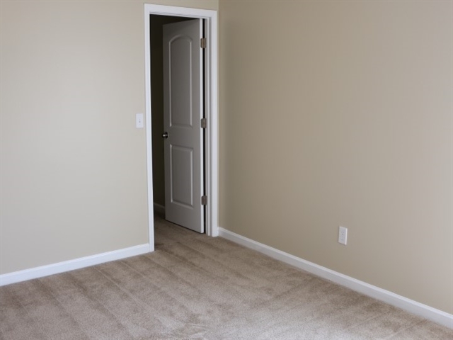 Building Photo - 9073 Bunker Hill Way
