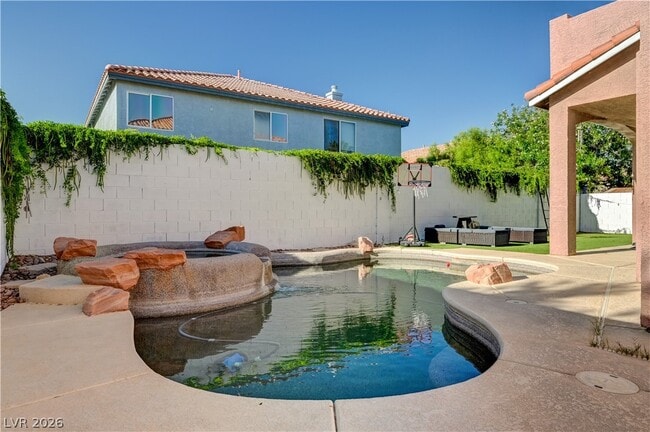 Building Photo - 9748 Cathedral Stairs Ct