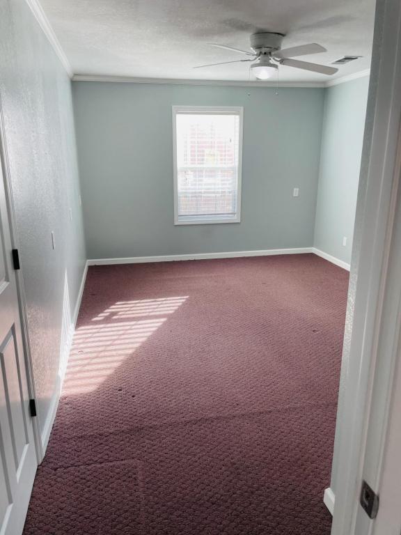 Building Photo - 306 N Davis St