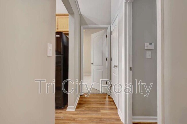 Building Photo - 342 Hunterian Pl