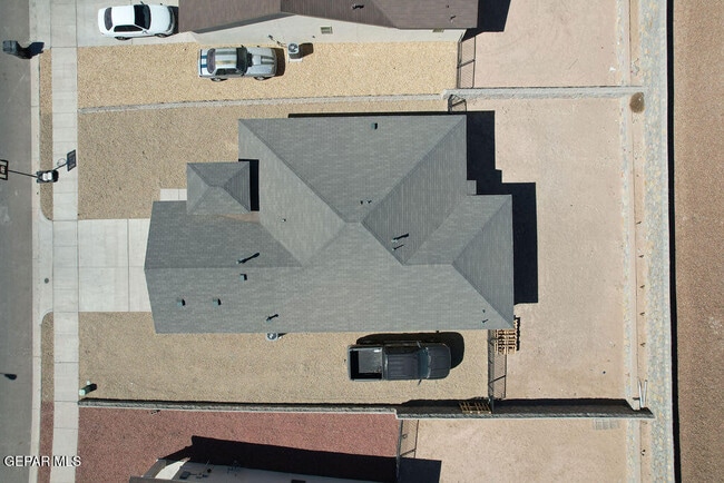 Building Photo - 14573 Banana Yucca Ave
