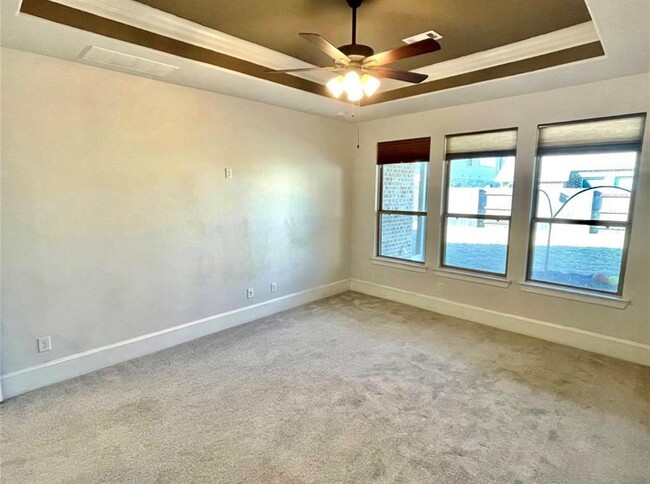 Building Photo - 7027 House Wren Ct