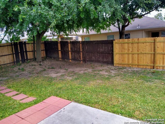 Building Photo - 5902 Trent Ranch
