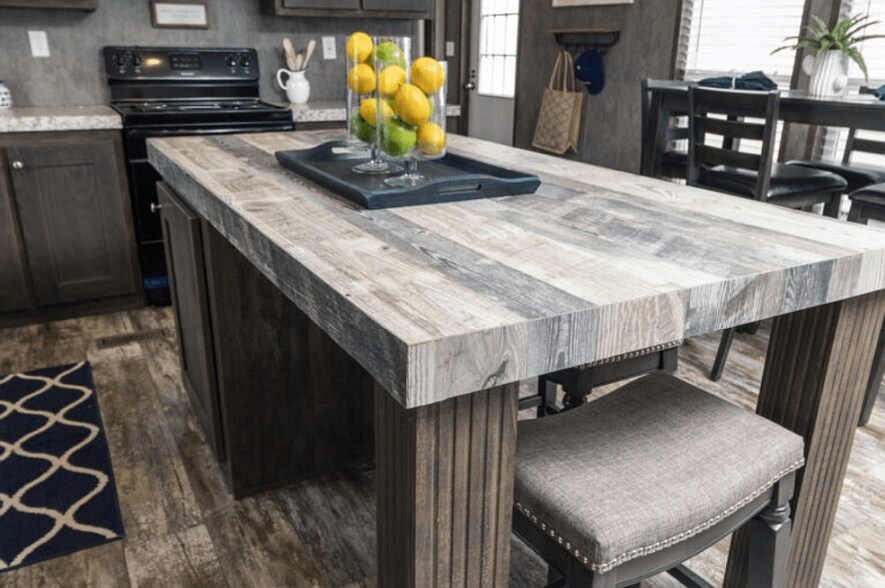 Building Photo - 305 Fryer St