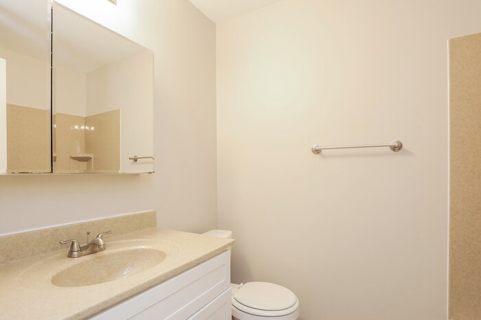 Building Photo - 6808 N Mercier St