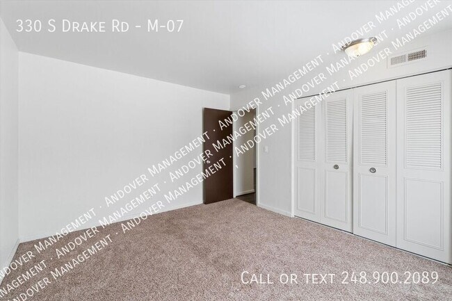 Building Photo - 330 S Drake Rd