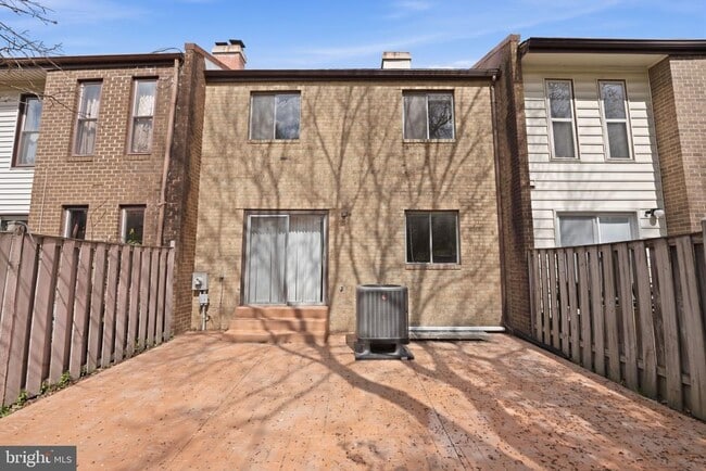 Building Photo - 1747 Cy Ct