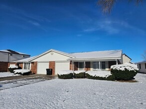 Building Photo - 1550 Edgewood Dr