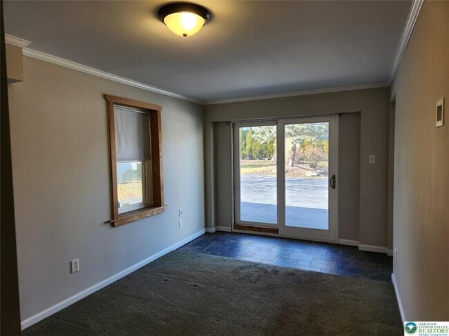 Building Photo - 5543 PA-873