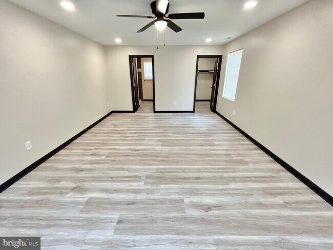 Building Photo - 201 McKinley Ave