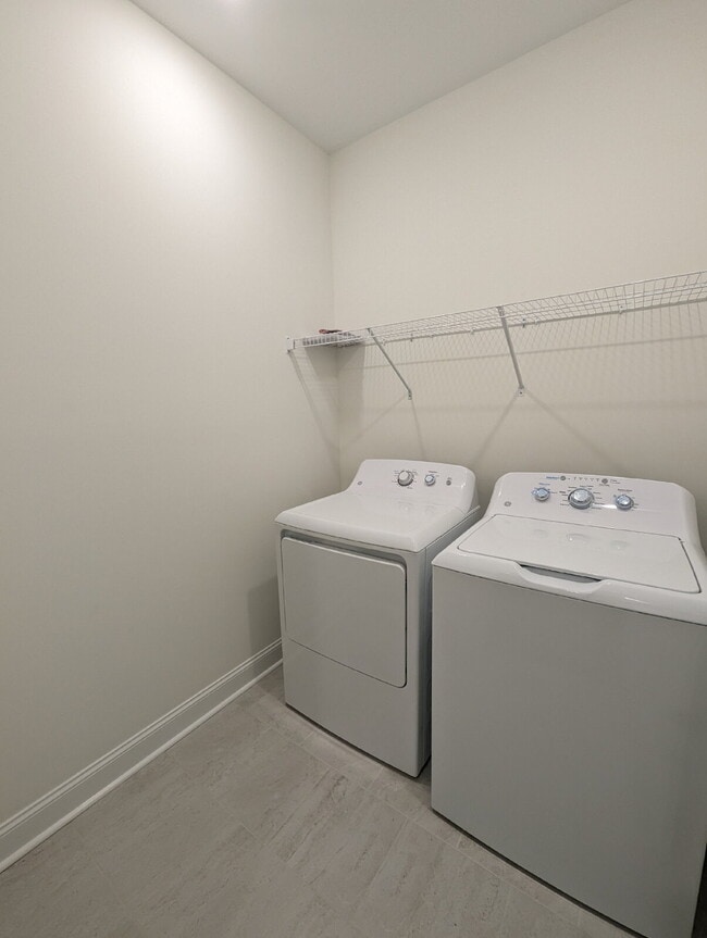 Building Photo - 353 Commonwealth Blvd