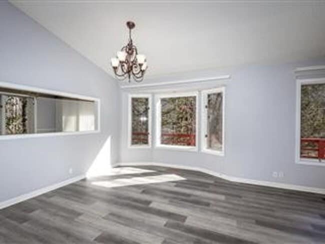 Building Photo - Large 3 Bedroom, 2 Bathroom home on the East End of the village. A serene neighborhood just waiti...