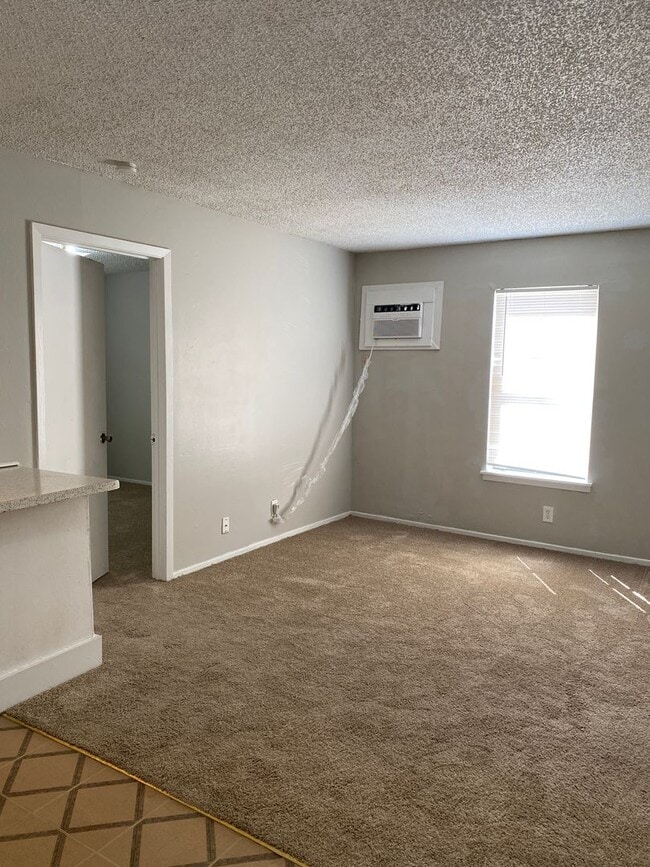 Building Photo - SOUTH PARK APARTMENTS