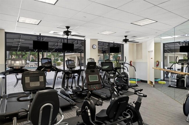 Building Photo - 3301 Bayshore Blvd