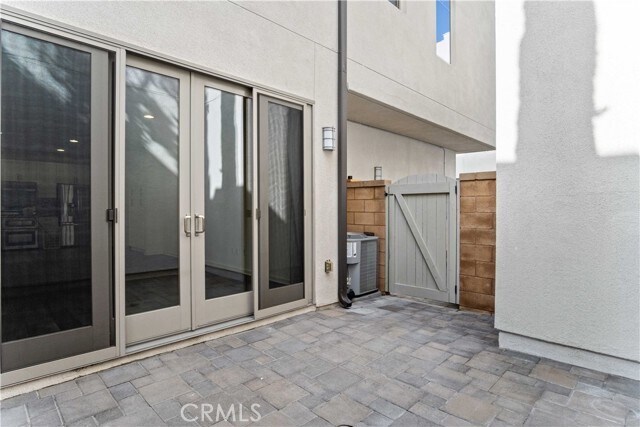 Building Photo - 5533 Palm Dr