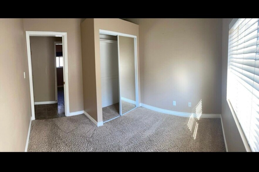 Building Photo - 5124 Glen Albyn Ln