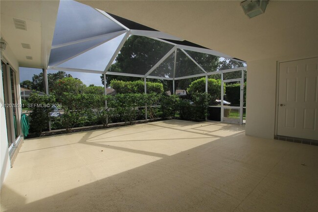 Building Photo - 4802 Water Oak Ct
