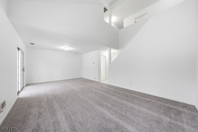 Building Photo - 403 Union St