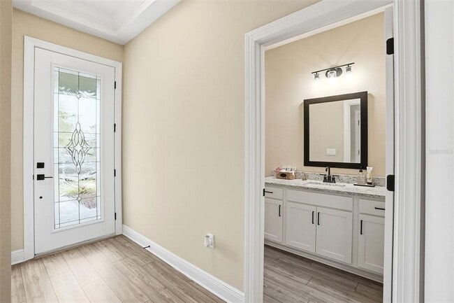 Building Photo - 7848 Somersworth Dr