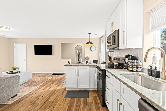 Building Photo - 27882 Gratiot Ave