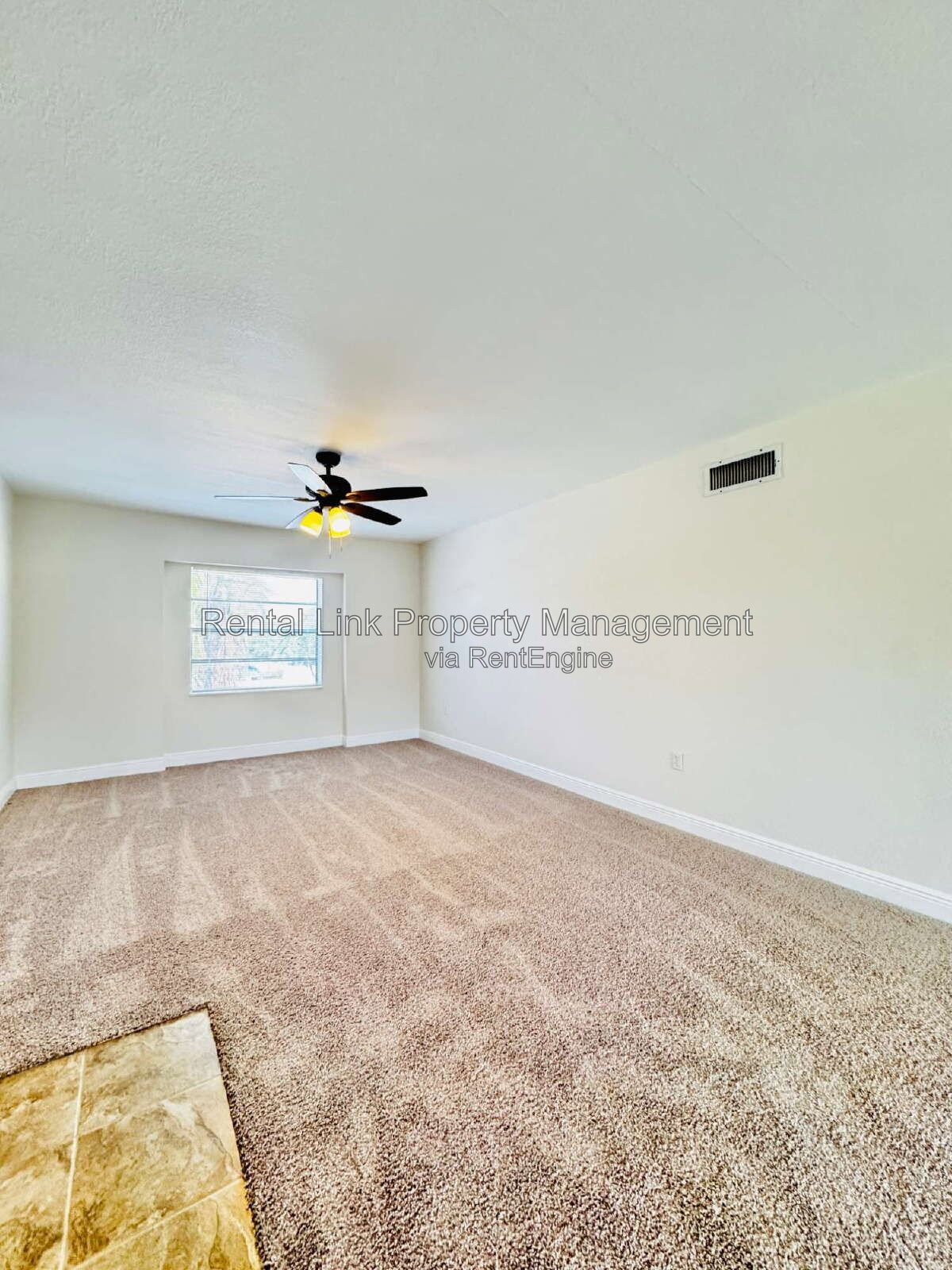 Building Photo - 12664 Kenwood Ln