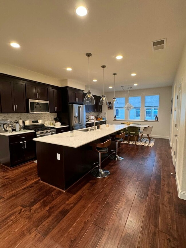 Building Photo - 1511 Coffee Berry Ln