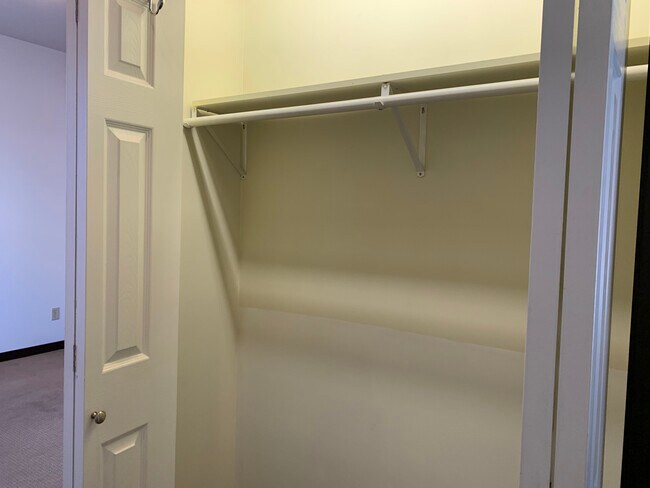 Building Photo - 546 30th St