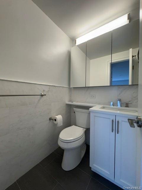 Building Photo - 155 W 68th St