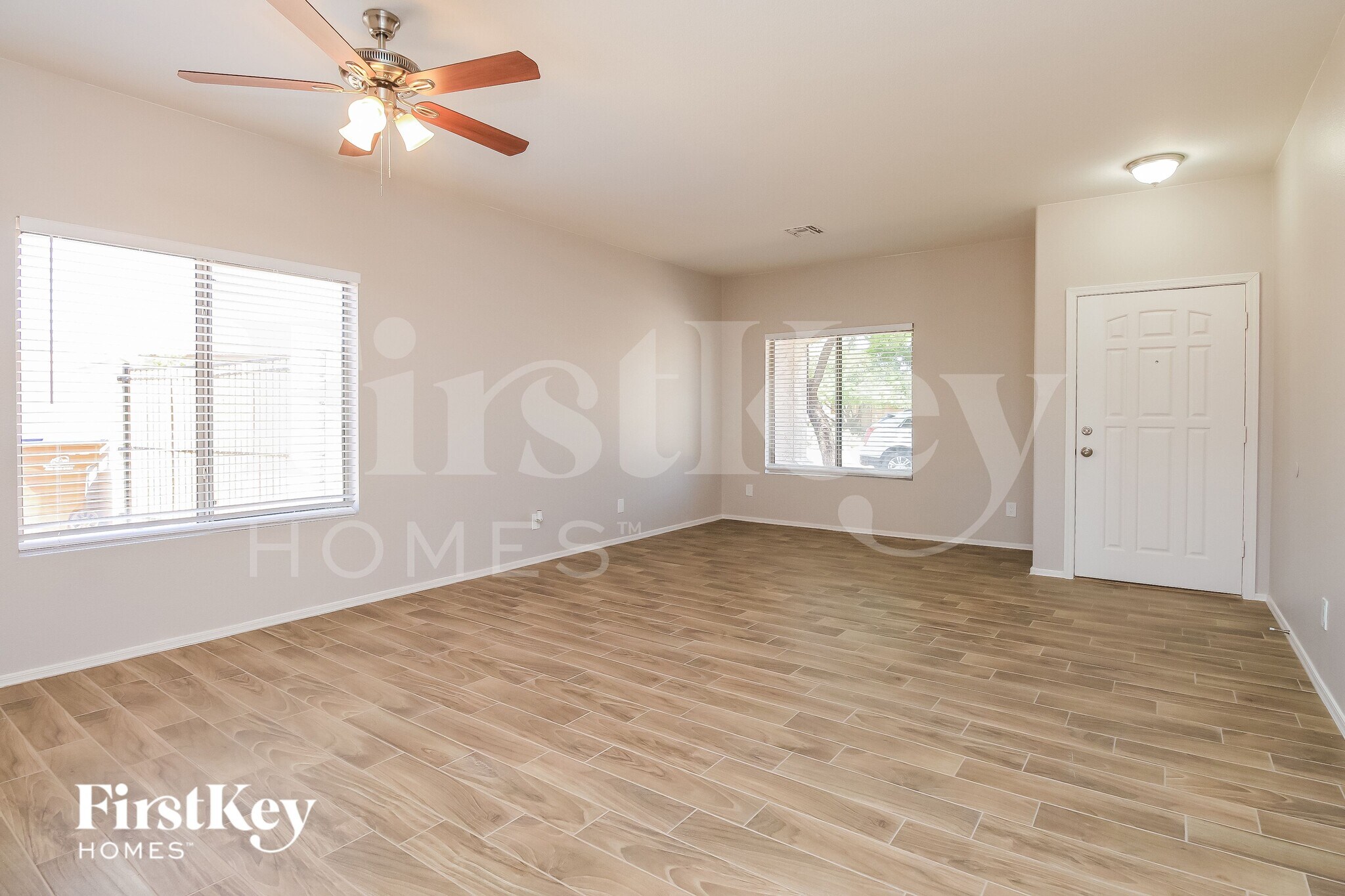 Building Photo - 521 E Red Rock Trail