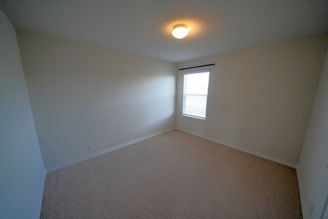 Building Photo - Like New Home in Red River Ranch (Cibolo) - Realtor Commission: $500