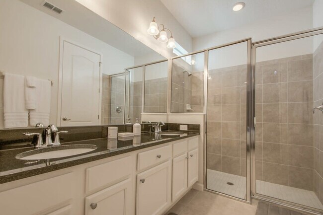 Building Photo - 4519 Monado Dr