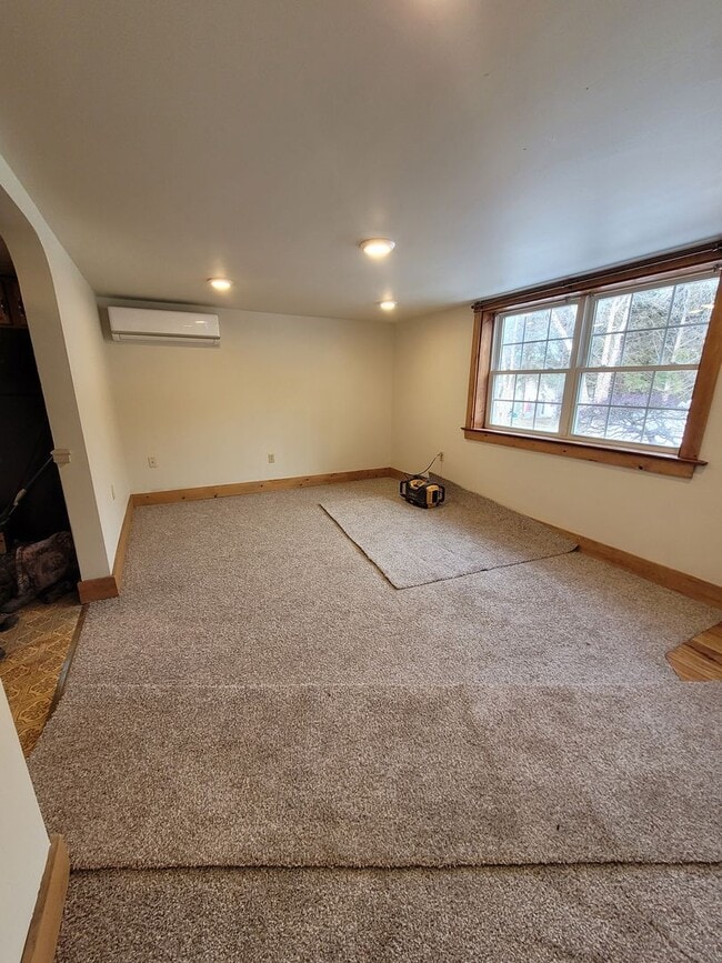 Building Photo - Leola 1st floor 1 bedroom