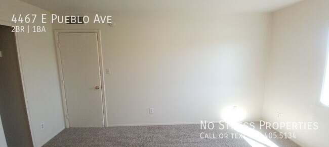 Building Photo - Town Home off 40th St and Broadway!