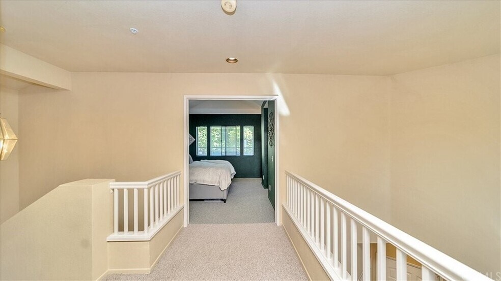 Building Photo - 28925 Cll Rivera