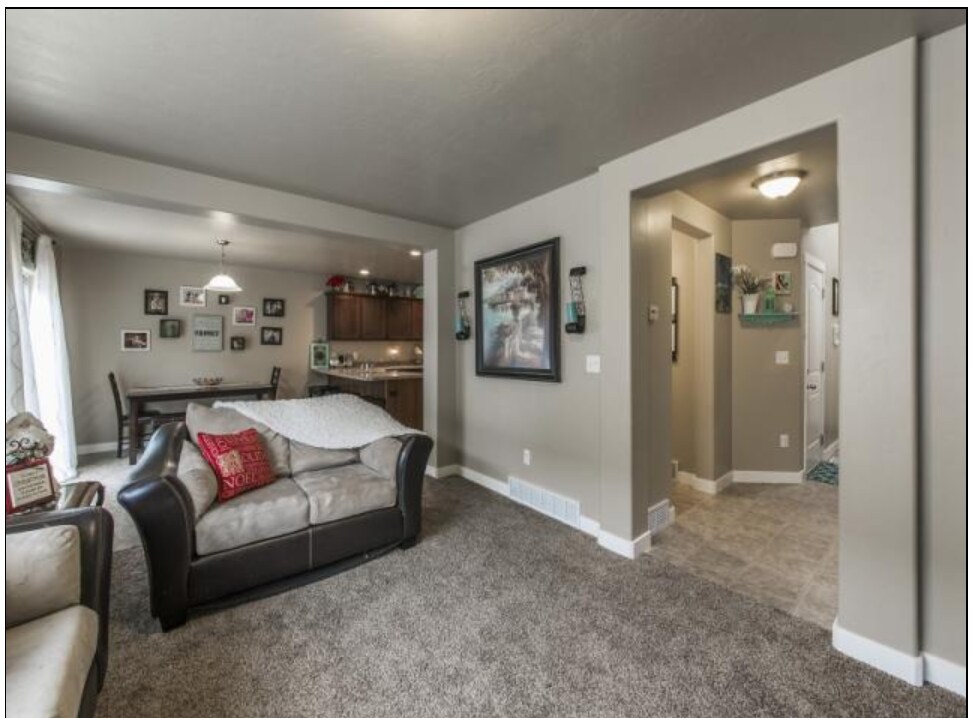 Building Photo - 2668 Cottonwood Dr