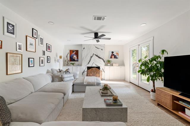 Building Photo - 905 Tarryall Dr