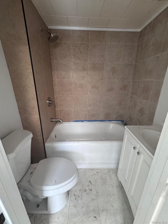 Building Photo - 20 Sycamore St