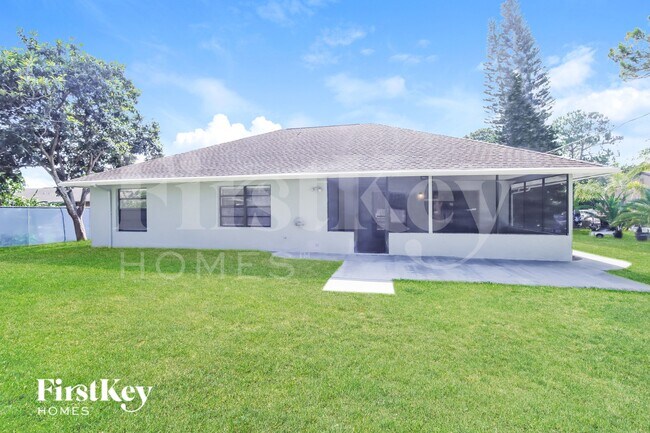 Building Photo - 1377 Prum Ave NW